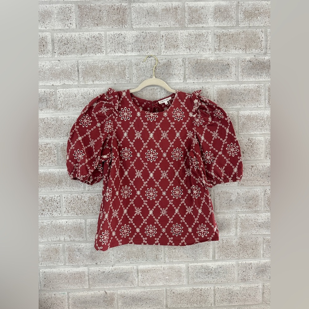 Free the Roses short sleeve blouse